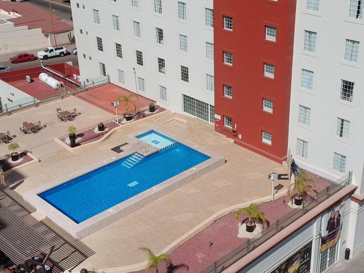 Fiesta Inn Express Ciudad Obregon Ngoại thất bức ảnh