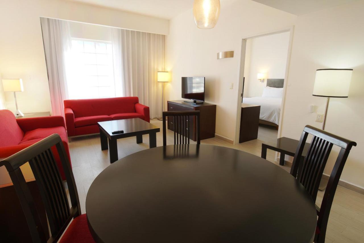 Fiesta Inn Express Ciudad Obregon Ngoại thất bức ảnh